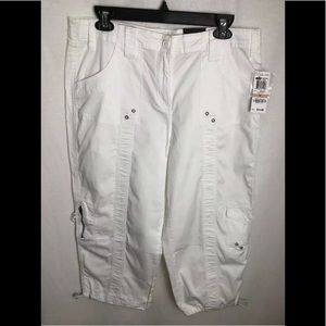 Style Co 12 Pants White Capri Midrise NWT